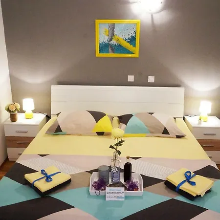 Nuic Apartment *